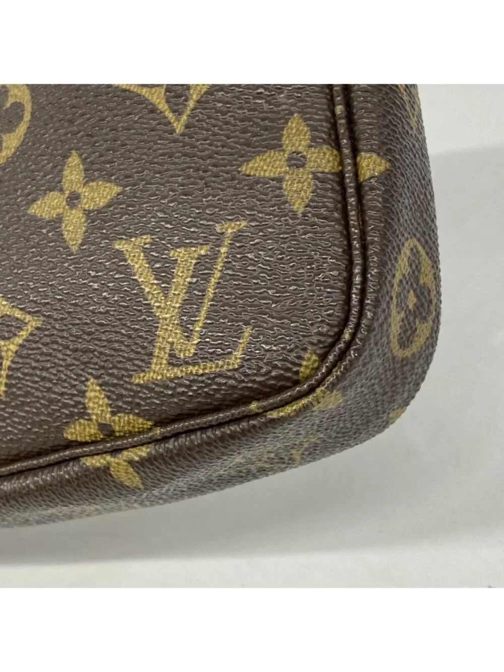 Louis Vuitton Pouch Monogram Pochette Brown